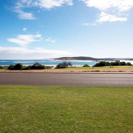 Pelican Shore Oceanfront Villa 6 Kalbarri Kültér fotó