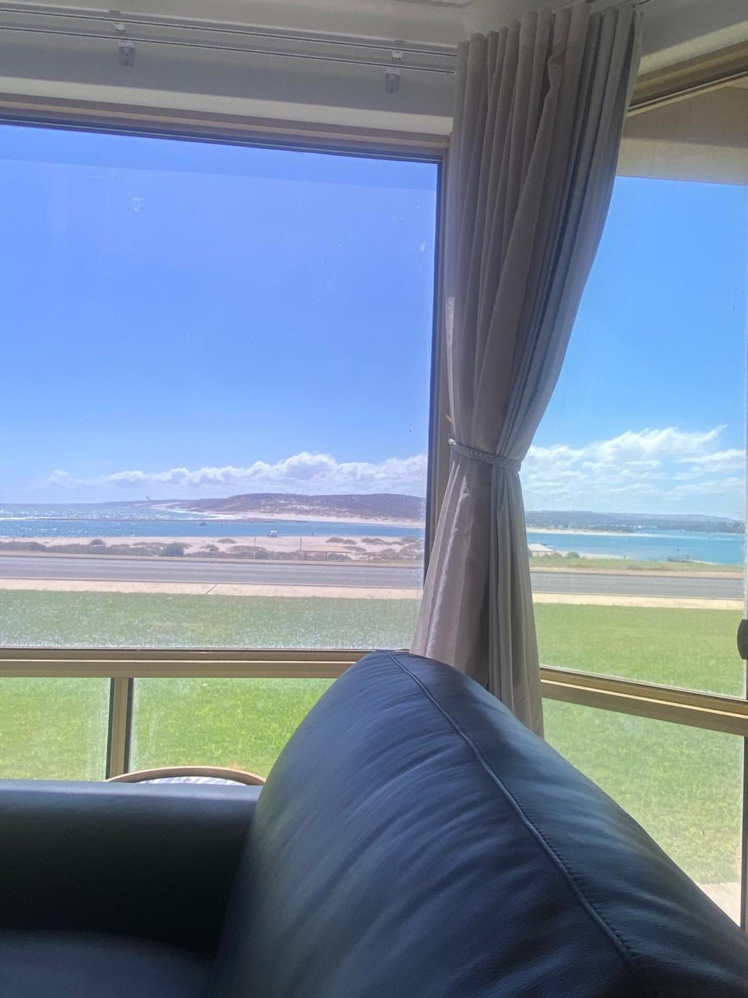 Pelican Shore Oceanfront Villa 6 Kalbarri Kültér fotó